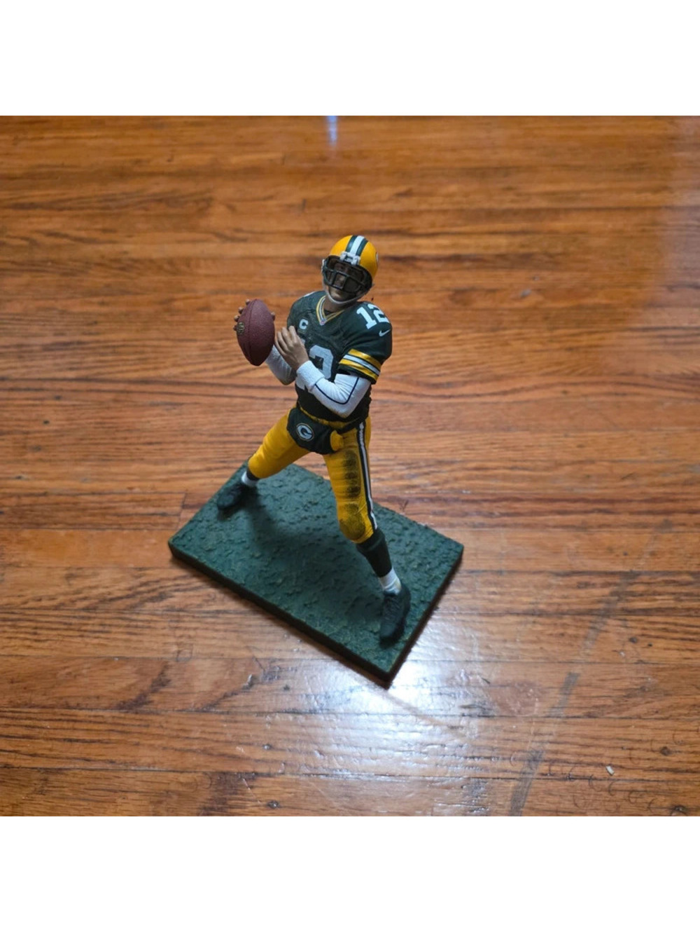 McFarlane 6" NFL Green Bay Packers Aaron Rodgers figure
